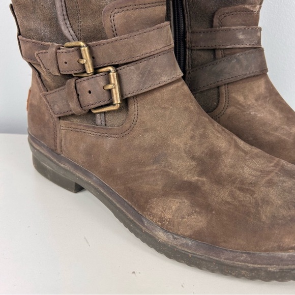 UGG Boots - Picture 6 of 9